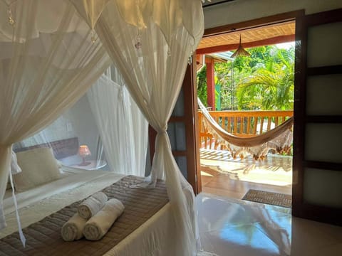 Superior Triple Room | Individually decorated, blackout drapes, free cribs/infant beds