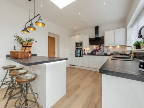 Kitchen | Ardwyn, Square and Compass, near Haverfordwest