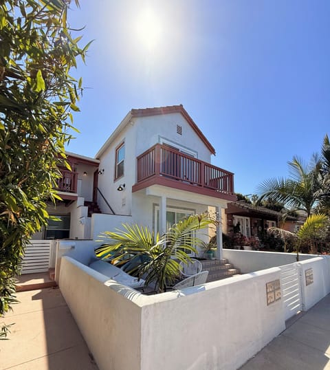 Front view 