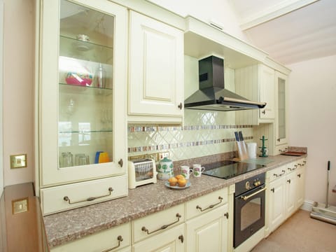 Kitchen area | Riviera View, Torquay