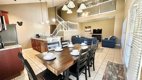 House, Multiple Beds, Pool Access, Pool View (Serendipity at Acadia) | Dining