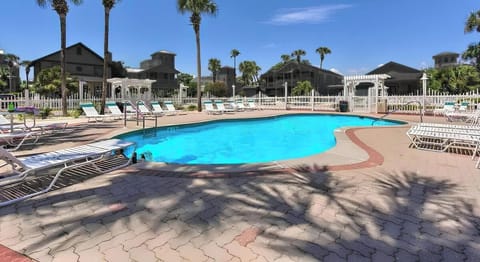 Nothing beats a refreshing dip in this gorgeous pool after a day of sunbathing on the beach.