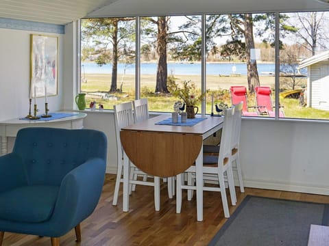 House | Dining