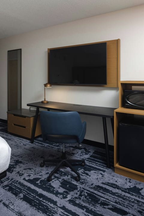 Desk, iron/ironing board, free cribs/infant beds, free WiFi