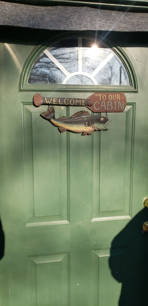 Horse Creek Cabin  & RV 