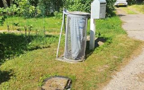 House | Property grounds