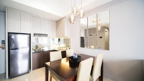 Apartment | Dining room