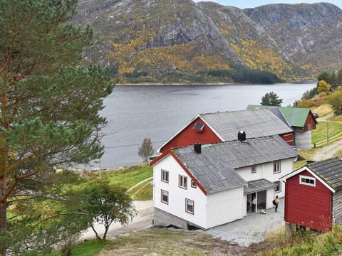 House | Exterior
