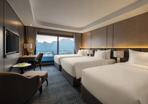Triple Suite, Balcony | Minibar, WiFi (free)
