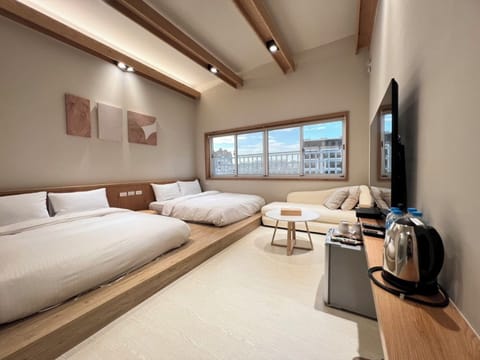 Quadruple Room | Bed sheets
