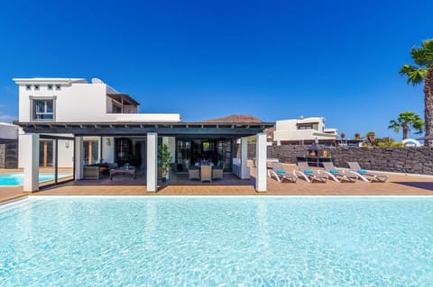 Villa Zen image