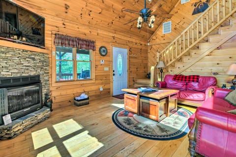 Bryson City Vacation Rental | 3BR | 2BA | 1,694 Sq Ft | Stairs to Access