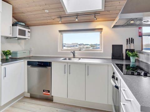 House | Private kitchen