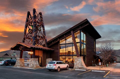 Prospector Square 
