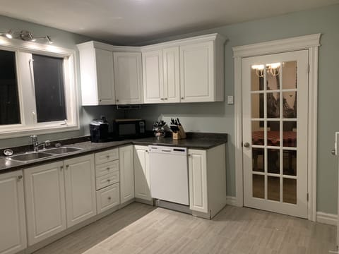 ce596e8b-1d61-4b03-80fd-48815a3f53d4