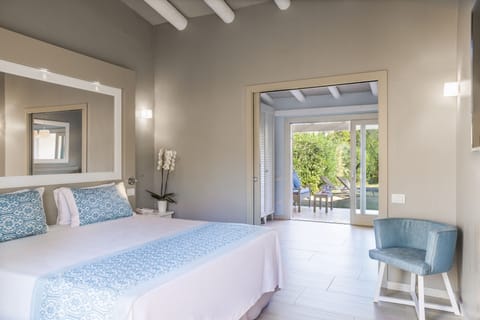 1 bedroom, premium bedding, minibar, in-room safe