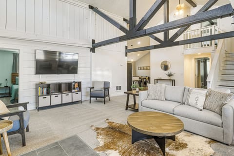 Pinedale Vacation Rental | 3BR | 3BA | Step-Free Access | 1,875 Sq Ft