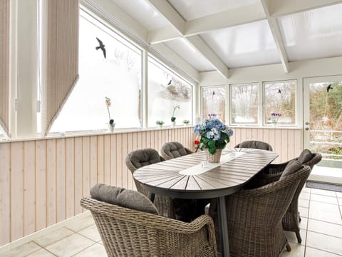 House | Dining