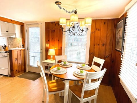 Dining area in main living space seats 4 comfortably