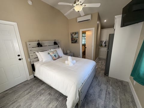 Queen bedroom with pool view