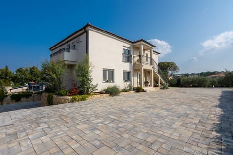 house and parking