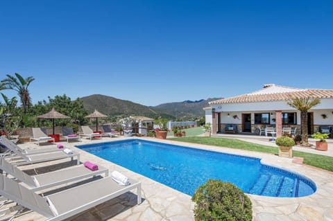 Villa Algazara image