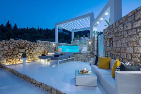Villa Dion Retreat image