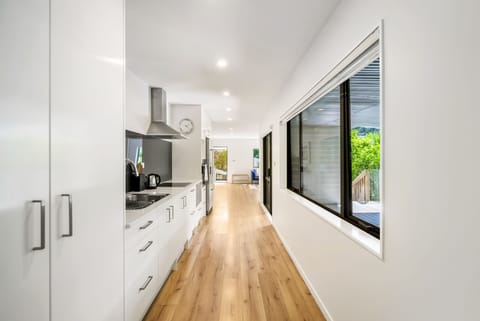 Apartment | Private kitchen | Fridge, microwave, oven, stovetop