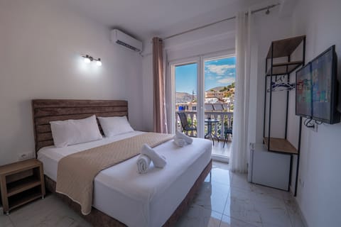 Double Room, Balcony | Egyptian cotton sheets, premium bedding, memory foam beds