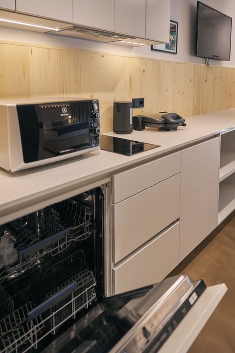 In-room safe, individually decorated, blackout drapes, soundproofing