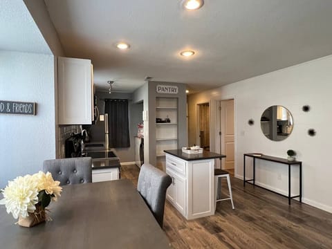 With tasteful decor and cozy vibes, it's the perfect spot to kick back, relax, and let the worries of the day fade away. Welcome to your haven of tranquility!