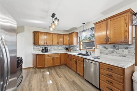 Fully Stocked Kitchen