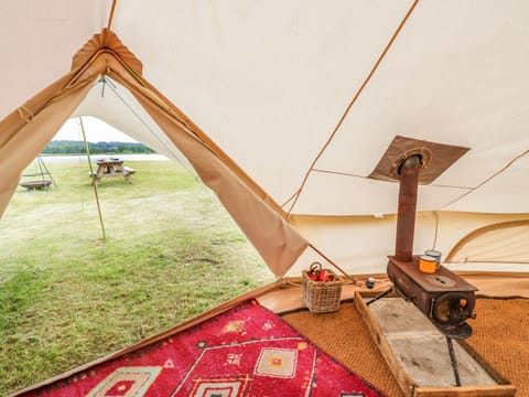 Cottage | Property grounds