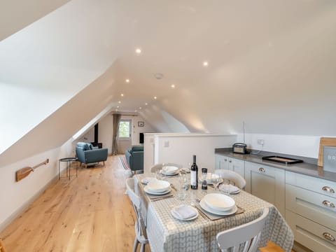 Open plan living space | Caerau Bach, Trefin, near St David&rsquo;s