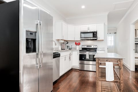 [Kitchen] Fully equipped