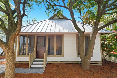 WELCOME TO A BEAUTIFUL DAY IN SEASIDE, FLORIDA!