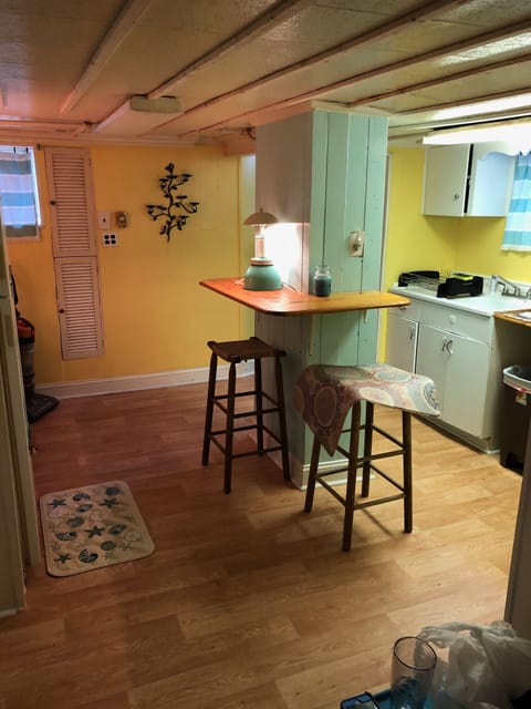 Apartment, 2 Bedrooms | Private kitchen | Coffee/tea maker, fridge, oven, toaster