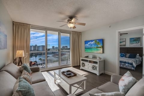 Furniture, Table, Home Decor, Coffee Table, Indoors