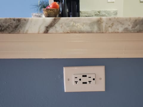 USB Charging Port on Kitchen Pennisula