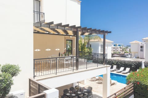 Apartment, 5 Bedrooms, Private Pool, Garden View | Outdoor dining