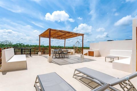 Enjoy sunning, dipping in the plunge pool or outdoor dining