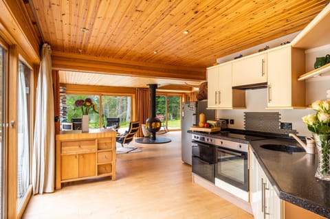 Baddengorm Lodge kitchen view