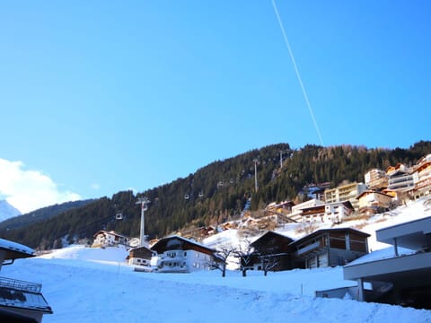 Mountainous Landforms, Mountain, Hill, Mountain Range, Highland, Hill Station, Landscape, Winter, Geological Phenomenon, Snow