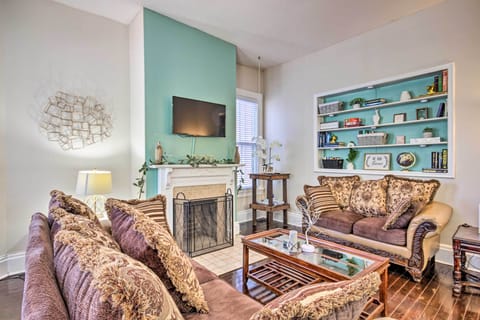Augusta Vacation Rental | 2BR | 2BA | 5 Stairs to Access | 1,300 Sq Ft