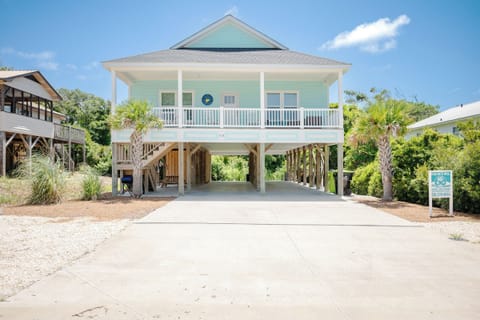 Exterior - Front