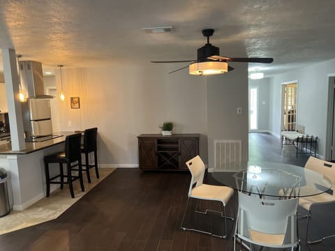 Kitchen sitting area.