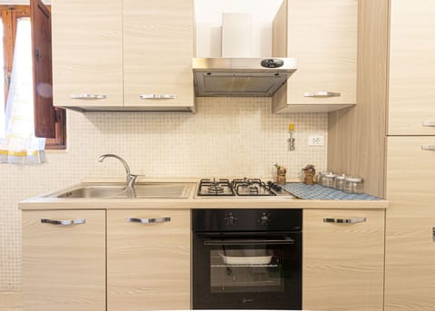 kitchen-Atena-Elba Island