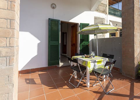 external space-Atena-Elba Island