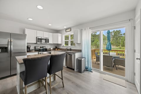 Captain's Cove Amenities are a short walk or bike ride away.