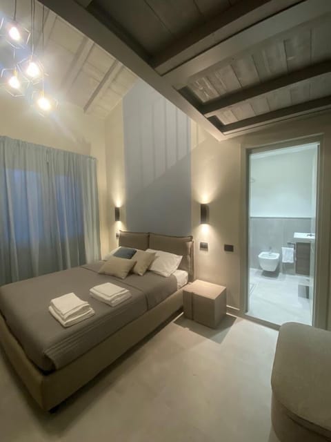 Double or Twin Room | Desk, iron/ironing board, free cribs/infant beds, travel crib